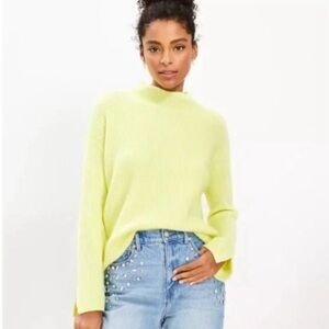 🎁NWT Loft Yellow Shaker Rib Mock Neck Sweater- Large